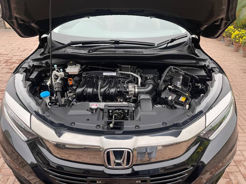 Honda Vezel Hybrid Z 2019 4