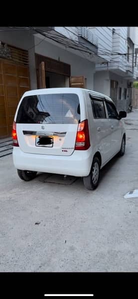 Suzuki Wagon R 2018 1