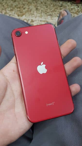 iPhone se 2020 water pack red color no open no repair 5