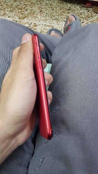 iPhone se 2020 water pack red color no open no repair 9