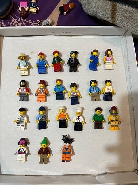 Lego Original Minifigures for sale. 0