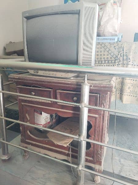 tv nd trolley for sale 1