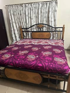 Wooden iron king size bed with spring mastress