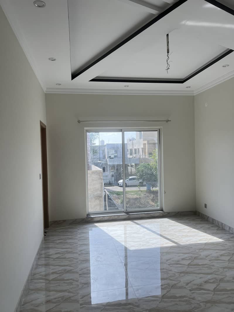 10 marla upper portion available rent in fazaia housing scheme phase 1 4