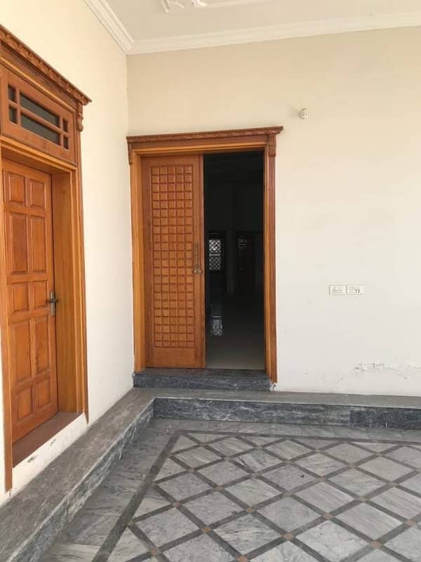 10 marla house for rent in pchs near Dha lahore 1