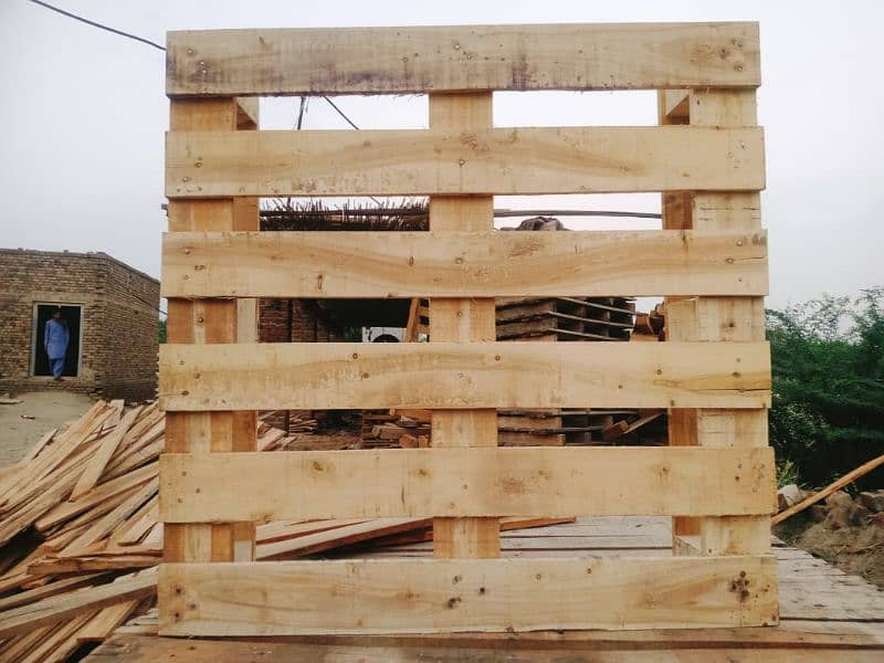 Wooden Pallets Manufacturer Stock Avaialble For Sale 10
