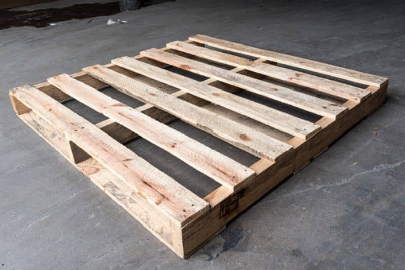 Wooden Pallets Manufacturer Stock Avaialble For Sale 12