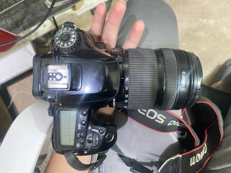 Canon 80 D video and digital camera 9