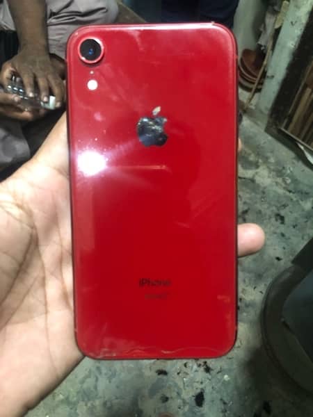 iphone xr 128gb red colour battry 84 waterpack 2
