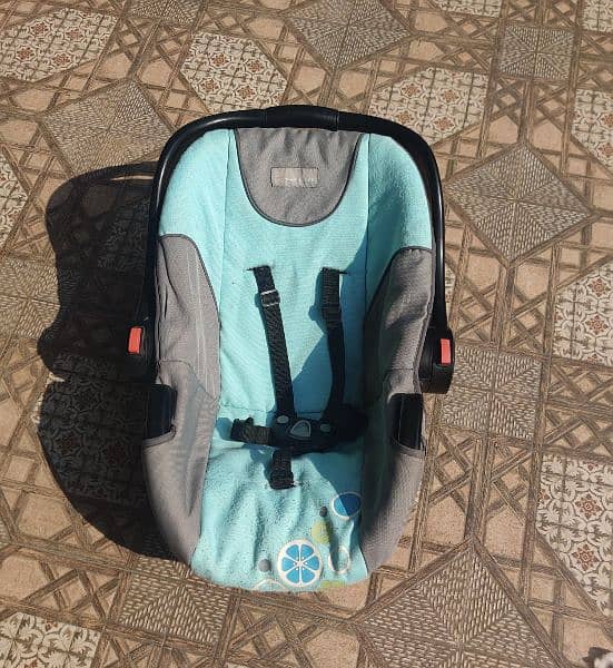 baby cot / baby carry cot 2