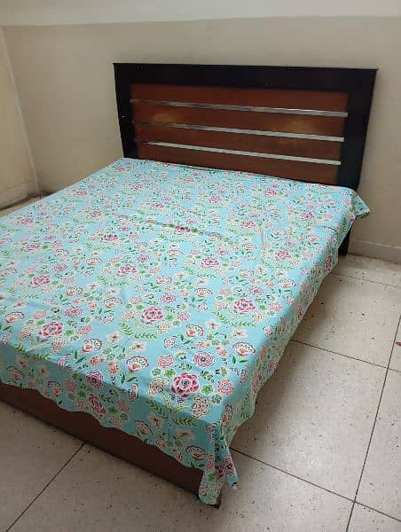 used double bed in good condition 1