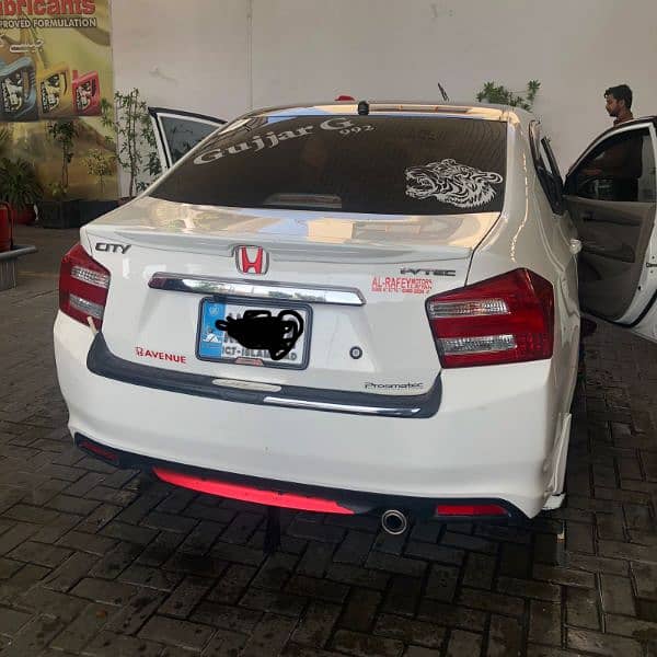 Honda City IVTEC 2019 /Automatic 1.3 white Colour Family Car 9