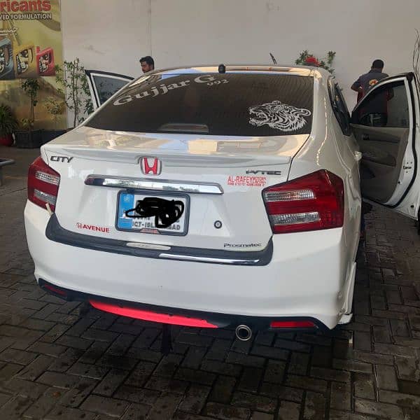 Honda City IVTEC 2019 /Automatic 1.3 white Colour Family Car 11