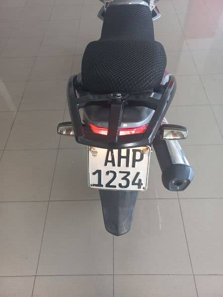 Honda CB 150F in excellent condition for sale 2