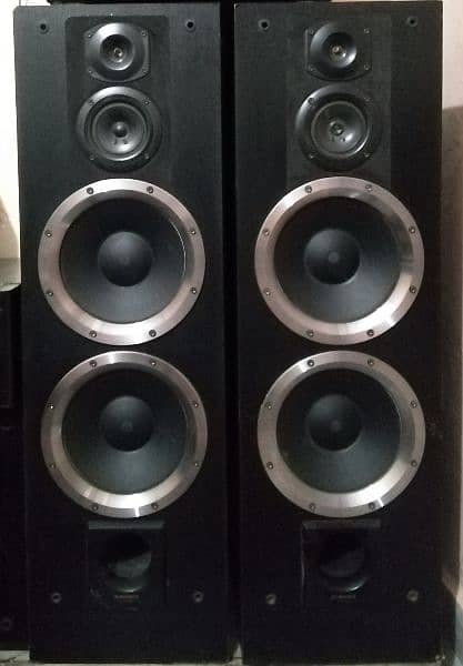 pioneer made in Japan  full set imported from Saudi Arabia 1
