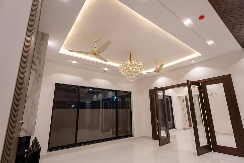 1 Kanal 6 Bedroom Modern House Designed By Renowned Architectural Firm Mazhar Muneer 14