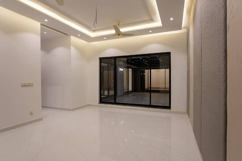 1 Kanal 6 Bedroom Modern House Designed By Renowned Architectural Firm Mazhar Muneer 35