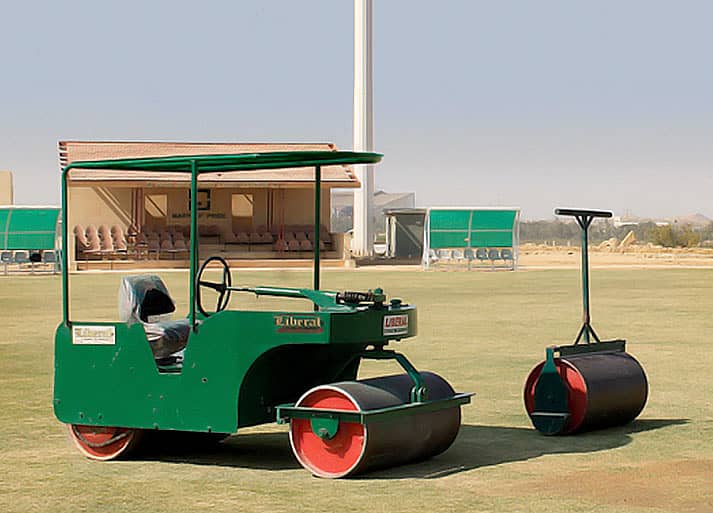Auto Turf Cricket Roller 2000 KG 4