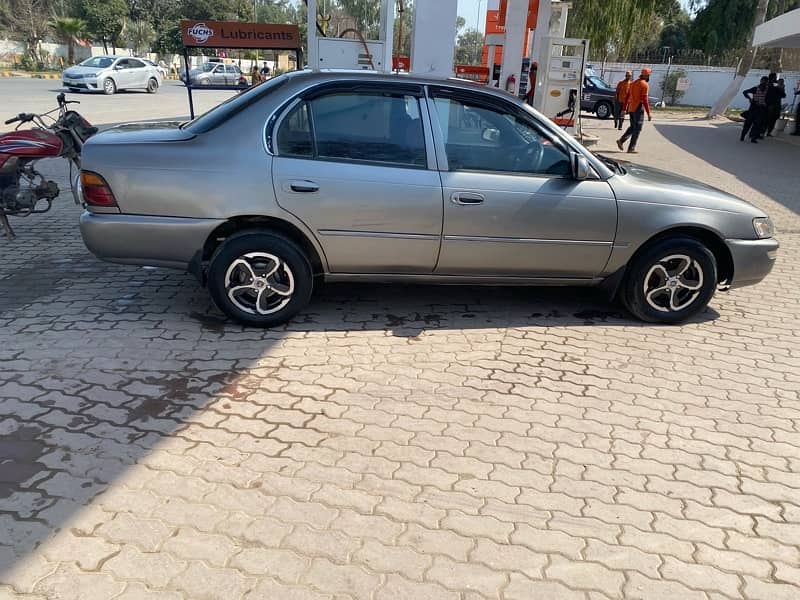 Toyota Corolla 2.0d limited 13