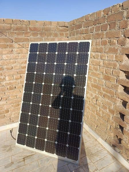Black solar panels 250W 12 panels 4