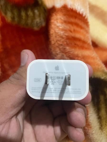 IPhone Original 20W Fast Charger 0