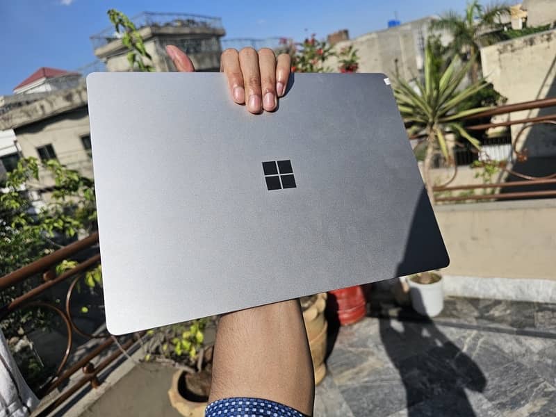 Microsoft Surface Laptop i7 4