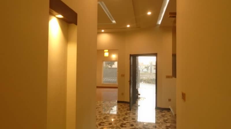 10 Marla Beautiful House Available For Sale In Dha Phase 2 Slamabad 10