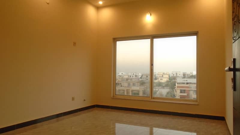 10 Marla Beautiful House Available For Sale In Dha Phase 2 Slamabad 17
