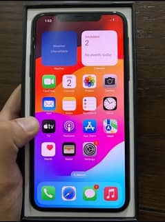 iPhone 11 pro max 64gb 87% battery health
