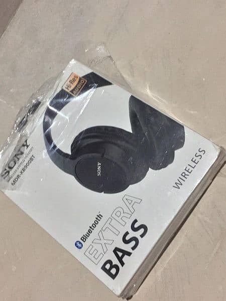 Sony bass wireless headphone original 0