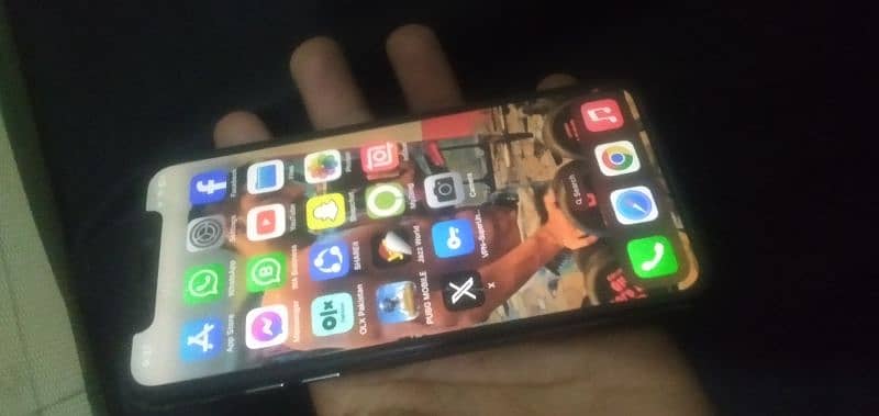 i phone XS 64 gb NON PTA FACE ID ISHo no folt  condition 10by 9 8