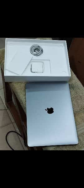 MacBook Air M1 2020 8GB 256GB Space Grey MGN63 with Box 13
