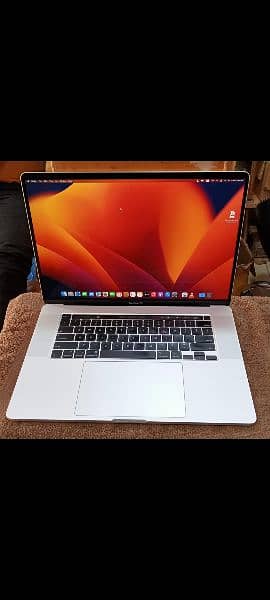 MacBook Pro 2019 16 Inch Core i9 32GB / 64GB Ram 4GB / 8GB Graphics 0