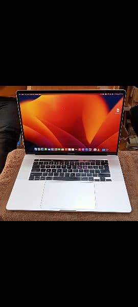 MacBook Pro 2019 16 Inch Core i9 32GB / 64GB Ram 4GB / 8GB Graphics 9