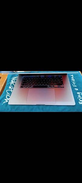 MacBook Pro 2019 Core i9 16GB 1TB 16" Display A2141 MVVK2 12