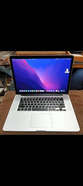 MacBook Pro 2015 Core i7 16GB 512GB Intel & 2GB Graphics 15" Display 6