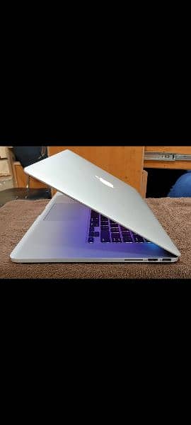 MacBook Pro 2015 Core i7 16GB 512GB Intel & 2GB Graphics 15" Display 10