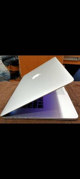 MacBook Pro 2015 Core i7 16GB 512GB Intel & 2GB Graphics 15" Display 12