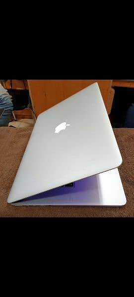 MacBook Pro 2015 Core i7 16GB 512GB Intel & 2GB Graphics 15" Display 13