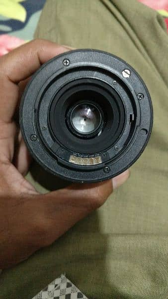 28 80mm lens 1