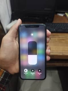 iPhone x nonpta bypass 64 gb ,72batery health