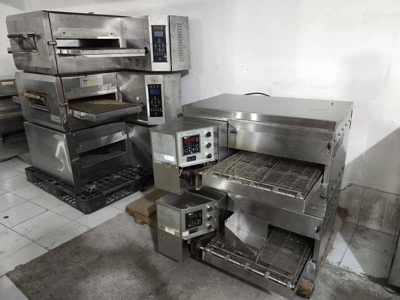 We have all pizza oven new available/pizza oven/fryer/hotplate/counter 5