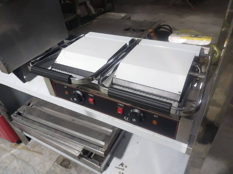 We have all pizza oven new available/pizza oven/fryer/hotplate/counter 14