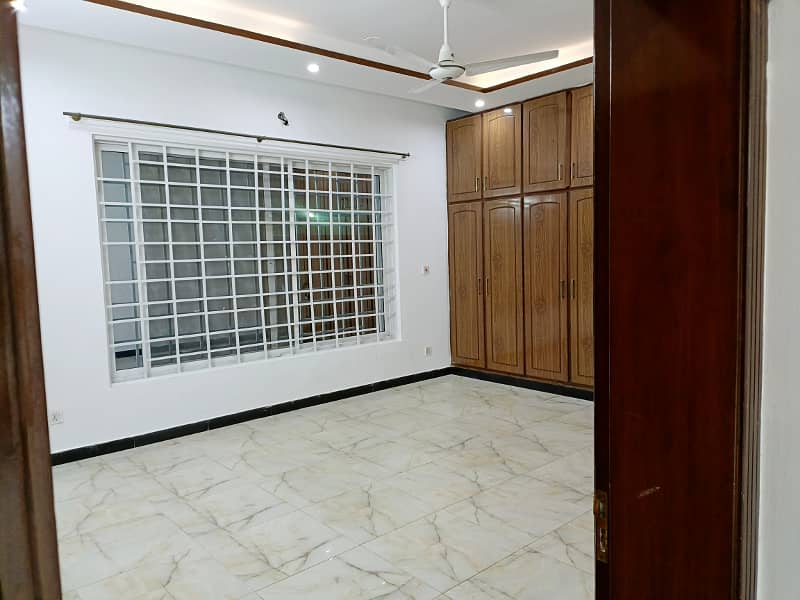 Luxury Ground Portion for Rent, House for Rent in Soan Garden Block F Near To Punjab Cash & Carry 14