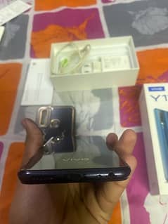 VIVO Y17 10/10 Condition 4/128GB