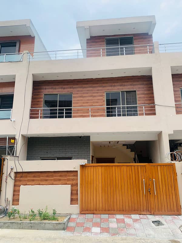 5 Marla Villa Available For Urgent Sale At New City Phase 2 Wah Cantt Taxila 0