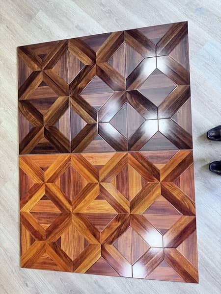 Parquet Laminate wooden Floors . PVC skirting vinyl flooring . 3