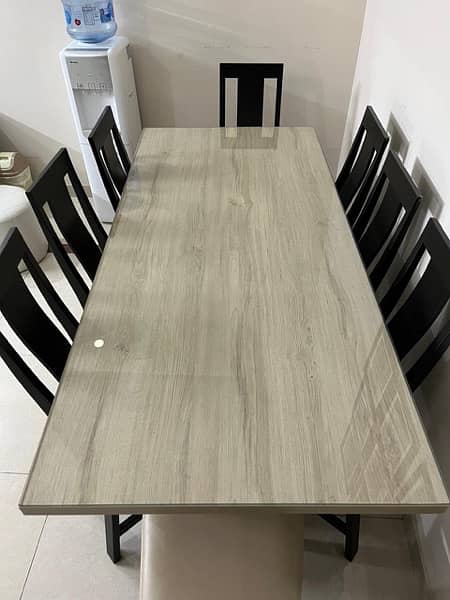Dining table with 8 chairs for sale 0