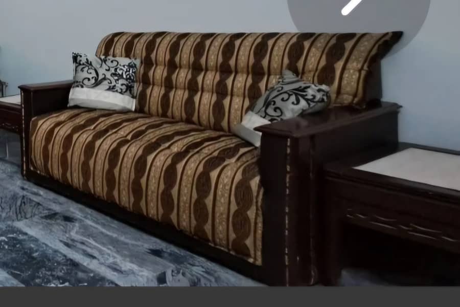 Wooden 7 seater sofa set 0