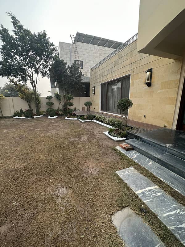 2 KANAL FURNISHED HOUSE FOR RENT IN DHA PHASE 8 EX PARK WIEW LAHORE 7